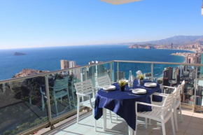 Sol, terraza privada y vistas al mar - Planta 37